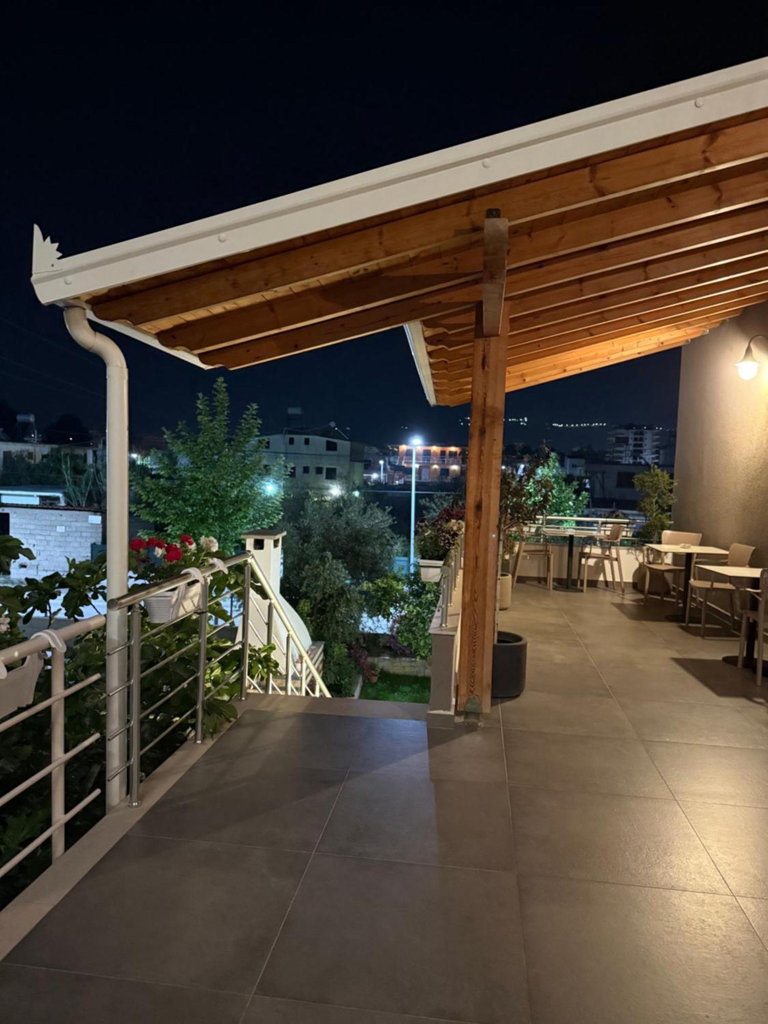 Maison Apartments Vlorë Exterior foto